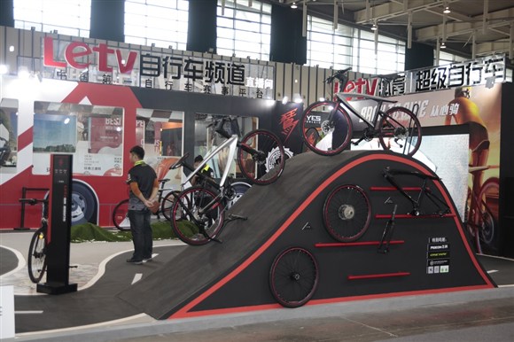 超級自行車展會,樂視體育引領自行車生態智能(圖1) 超級自行車展會,樂視體育引領自行車生態智能(圖1)