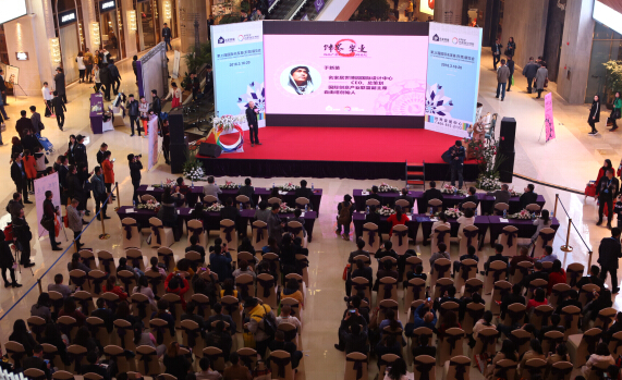 東莞名家具展打通全球產業鏈閃耀國際(圖2) 東莞名家具展打通全球產業鏈閃耀國際(圖2)