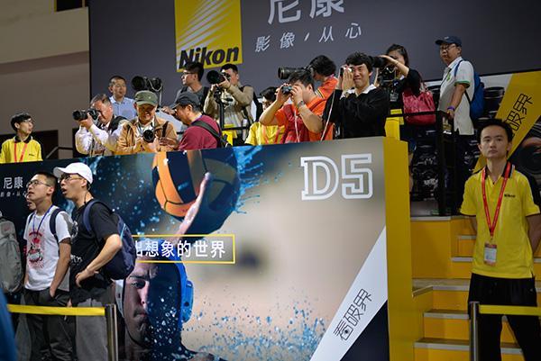 從僅一家單反品牌亮相展會 看攝影器材展的沉浮(圖1) 從僅一家單反品牌亮相展會 看攝影器材展的沉浮(圖1)