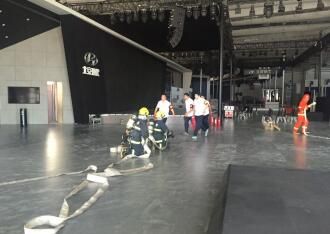 長(zhǎng)春國(guó)際會(huì)展中心為第十三屆汽博會(huì)(圖2) 長(zhǎng)春國(guó)際會(huì)展中心為第十三屆汽博會(huì)(圖2)