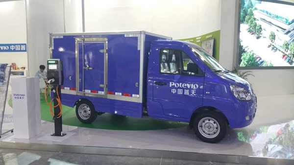 普天亮相廣州國際新能源、節能及智能汽車展(圖3) 普天亮相廣州國際新能源、節能及智能汽車展(圖3)