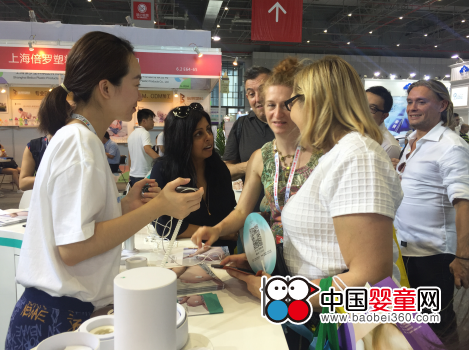 CBME孕嬰童展首日 萌動被多國代理商圍觀(圖1) CBME孕嬰童展首日 萌動被多國代理商圍觀(圖1)