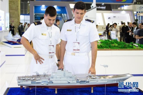 “中國防務(wù)”集結(jié)亮相巴西防務(wù)展(圖2) “中國防務(wù)”集結(jié)亮相巴西防務(wù)展(圖2)