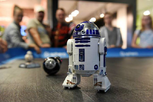 中國機器人閃亮柏林電子展 參與全球競爭(圖1) 中國機器人閃亮柏林電子展 參與全球競爭(圖1)